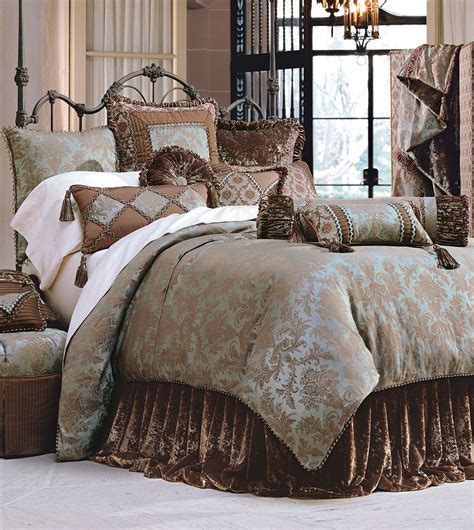 Luxury Bedding & Bed Linen Sets 